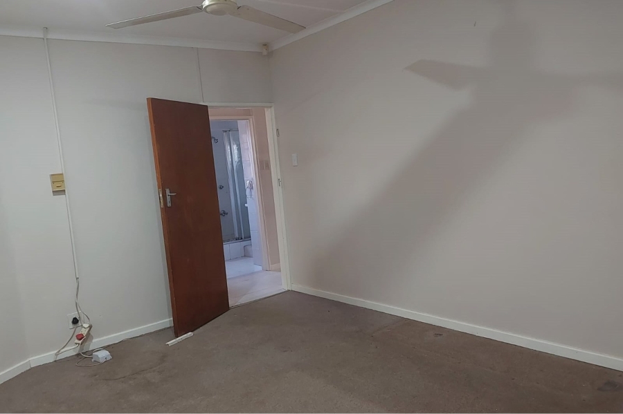 3 Bedroom Property for Sale in Uitenhage Upper Central Eastern Cape